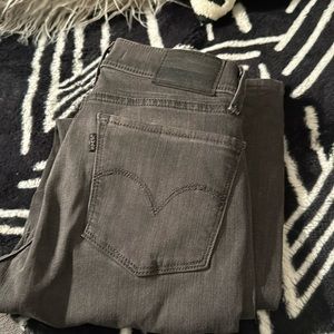 Women’s Levi’s 510 Super Skinny Charcoal Gray Size 27